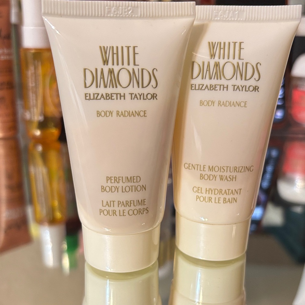 Elizabeth Taylor White Diamonds Body Radiance Set - Cream